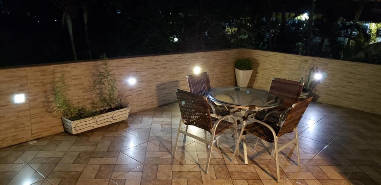 Apartamento A 15 Metros Do Mar De Bombinhas Exteriör bild
